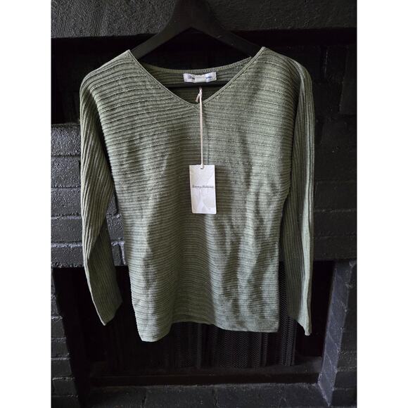 Tommy Bahama Green Jewel Bay Sequin V-neck sweater size XXS NWT - Picture 1 of 8